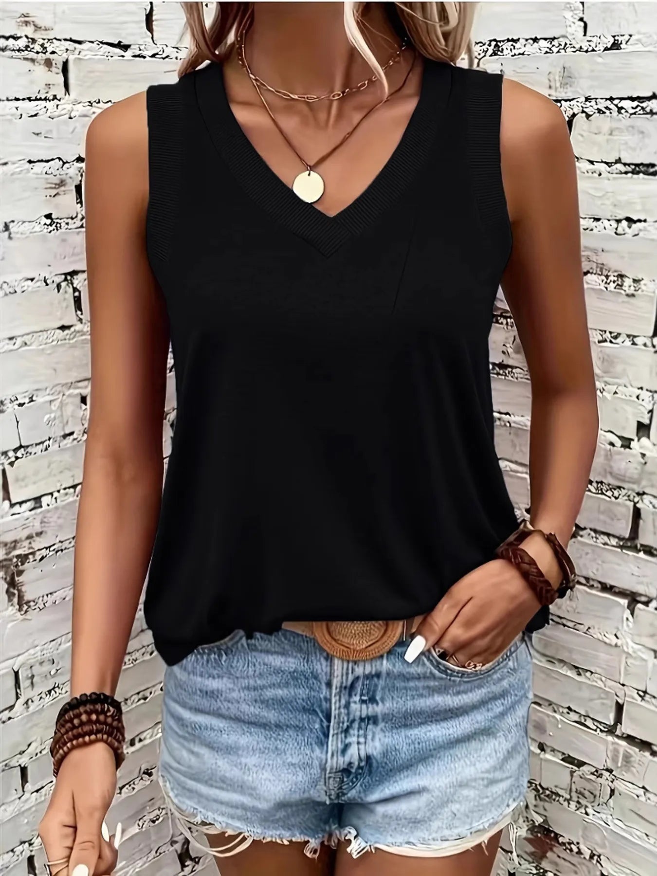 Breathable V-Neck Ribbed-Band Tank Top Black