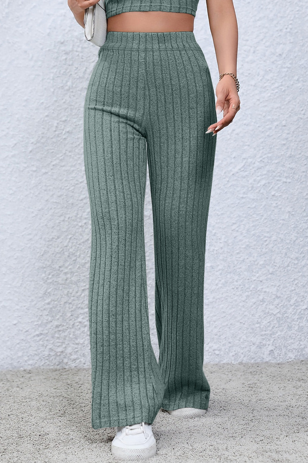 Basic Bae – Gerippte Schlaghose mit hoher Taille in voller Größe