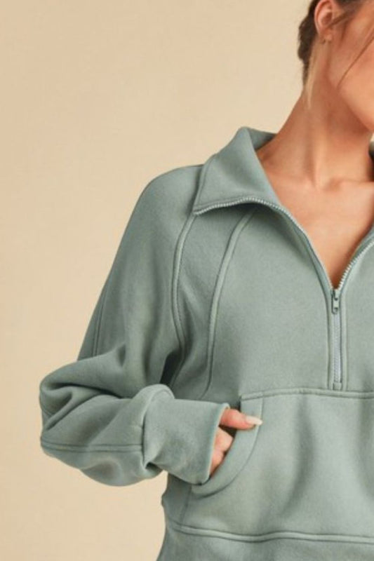 Kangaroo Pocket Raglan Sweatshirt – Light Blue