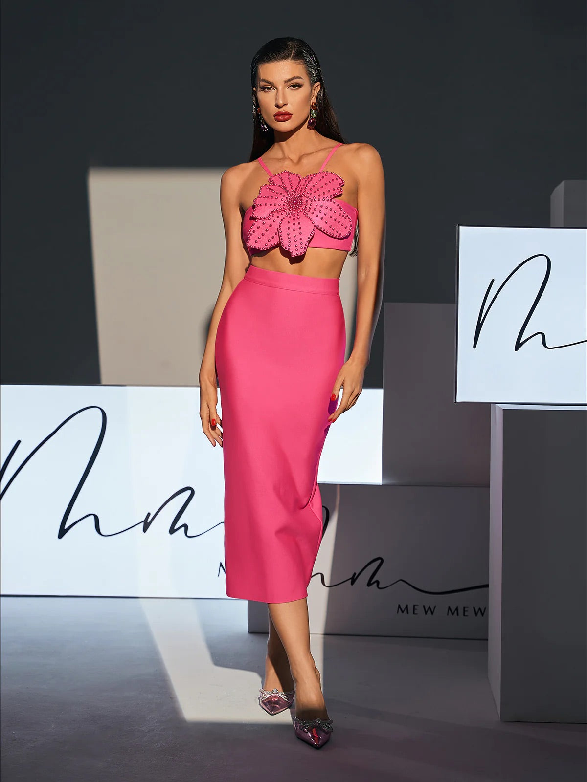 Flower top bandage skirt set