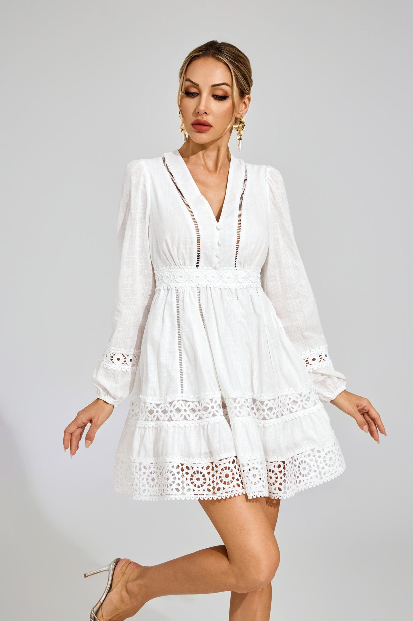 Geneviève lace Detail Mini Dress