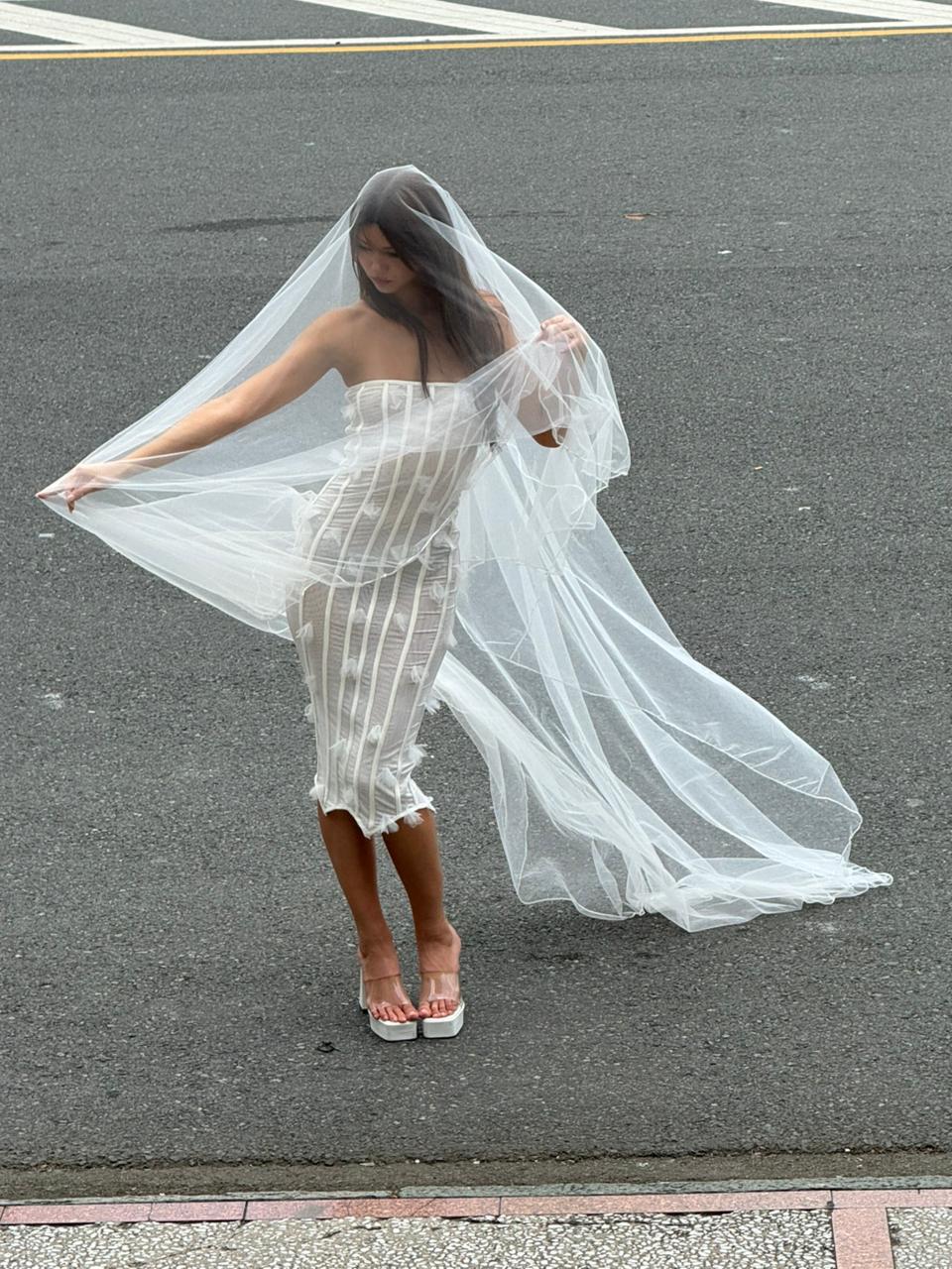 Vie midi dress
