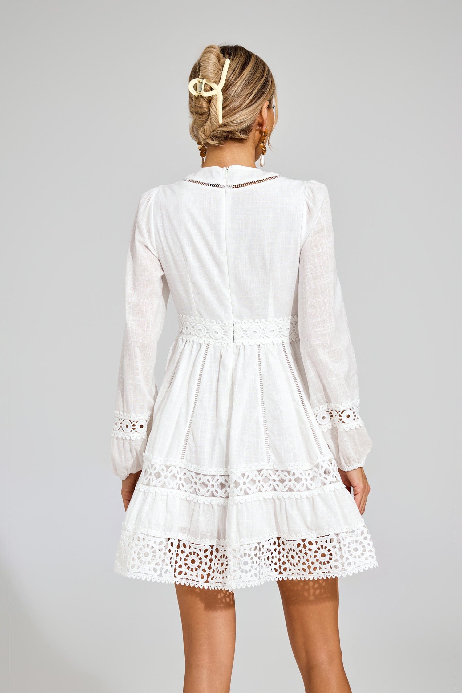 Geneviève lace Detail Mini Dress
