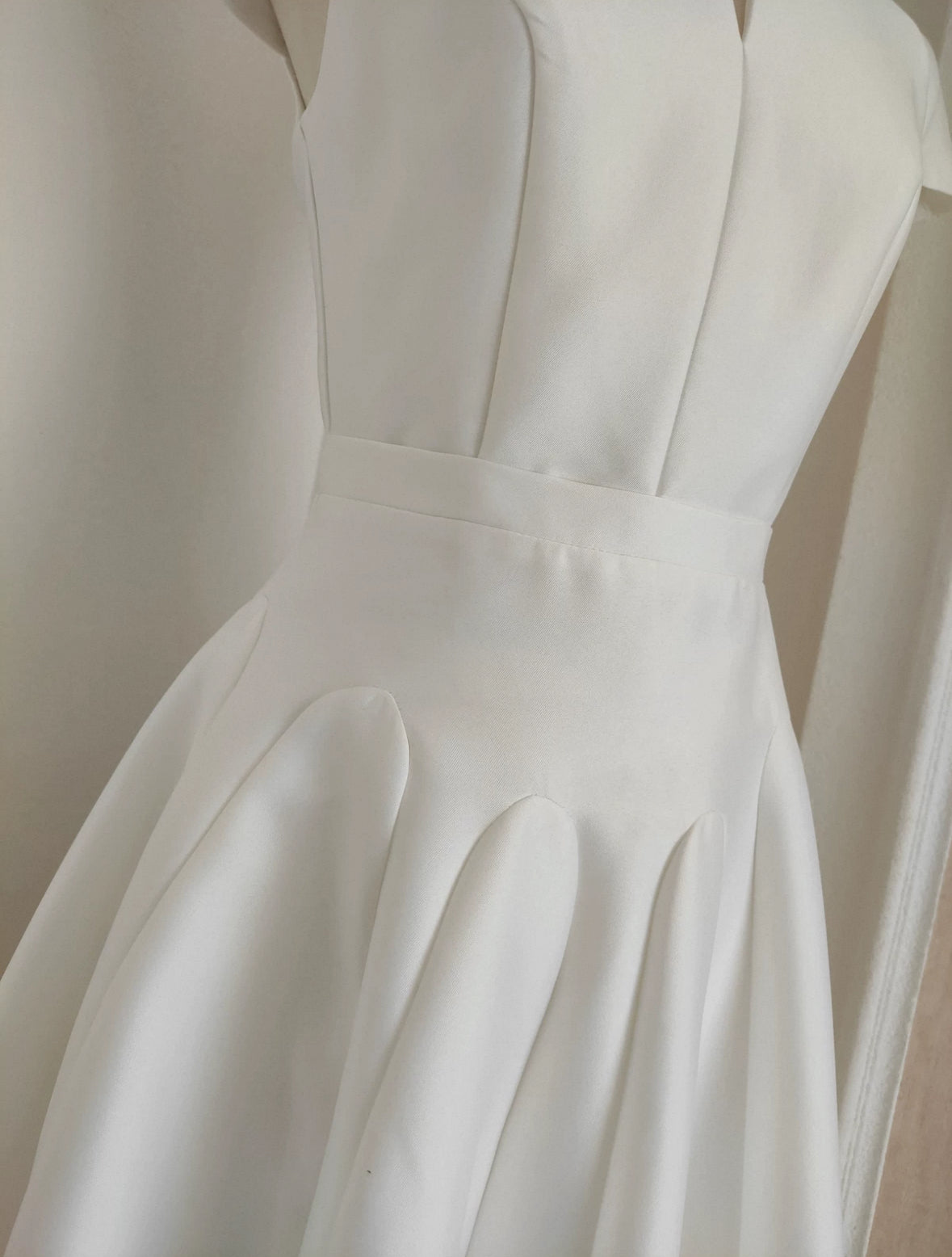 Renée Vintage Pleated Midi Dress Size S