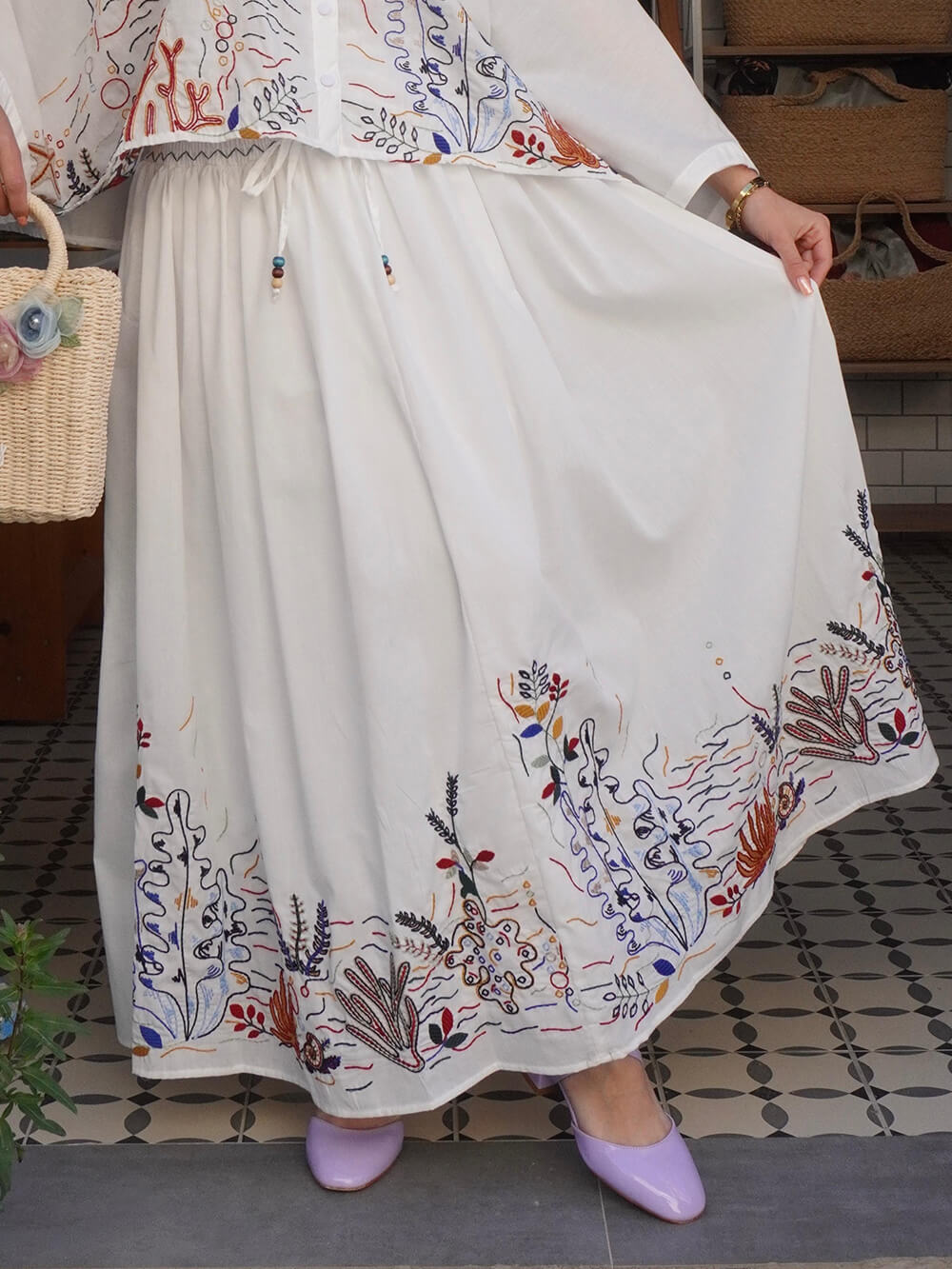 Elegant Embroidered Print Loose Tie Elastic Waist Skirt White