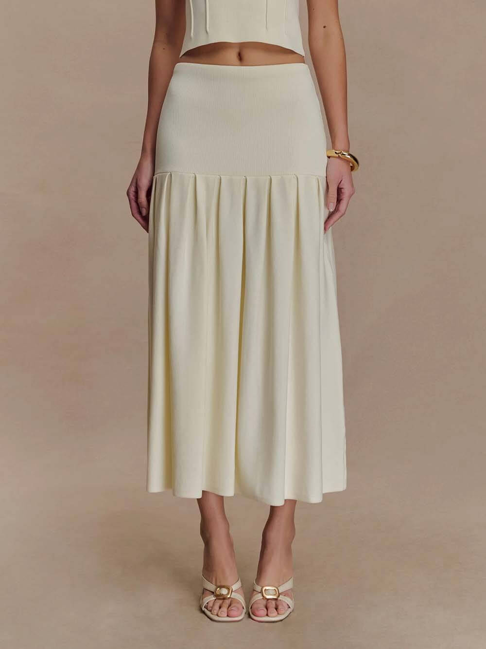 Exquisite Pleated Bandage Knit Midi Skirt Ivory