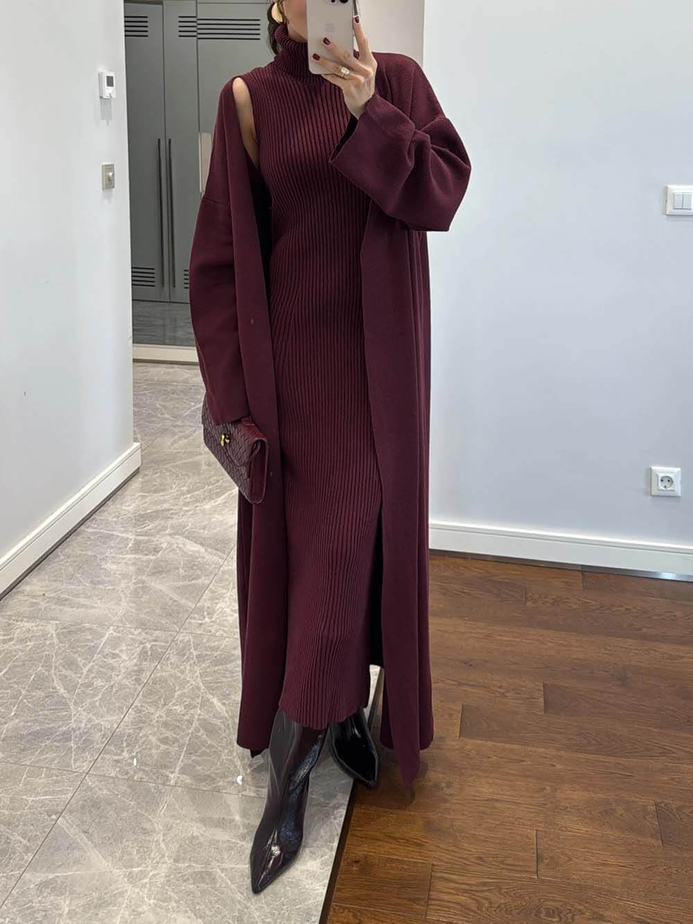 Classic Drop-Shoulder Long-Sleeve Cardigan Burgundy