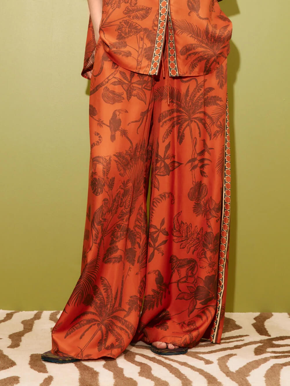 Unique Animal Print Satin Elastic Waist Side Seam Pocket Wide-Leg Pants Orange Pants