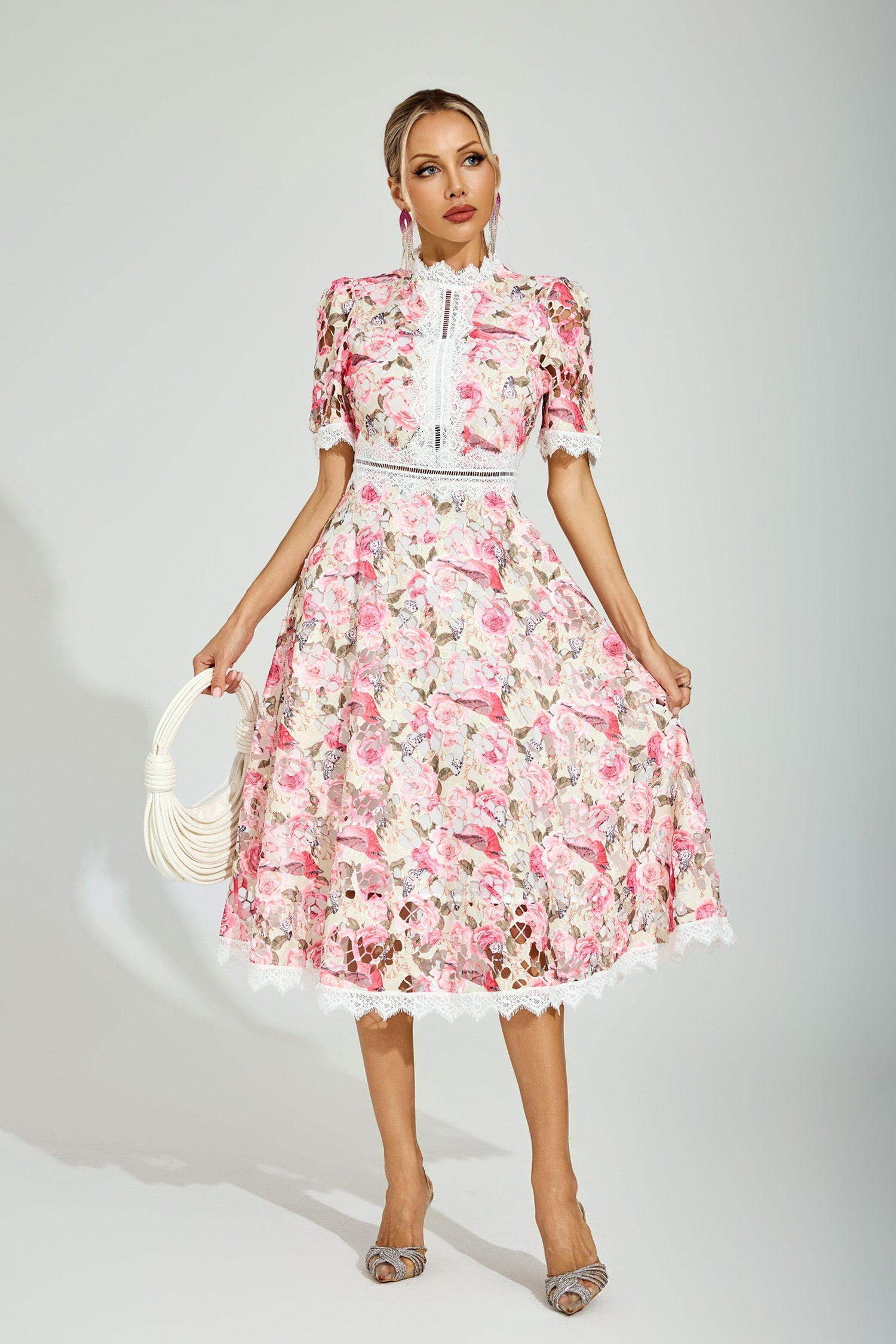 Rose Éclat Lace Midi Dress size M