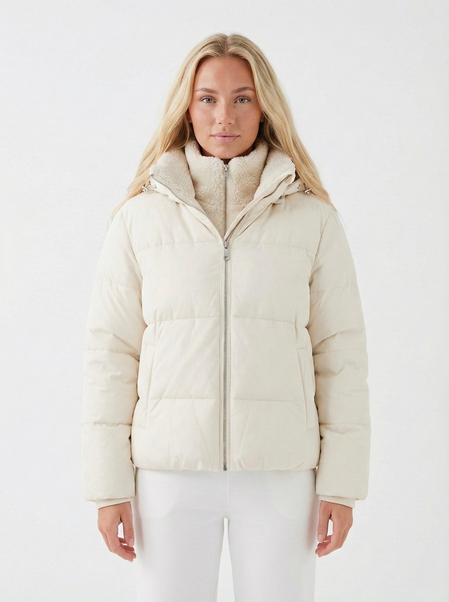 Joane | Hooded Short Puffer Jacket with Plush Lining