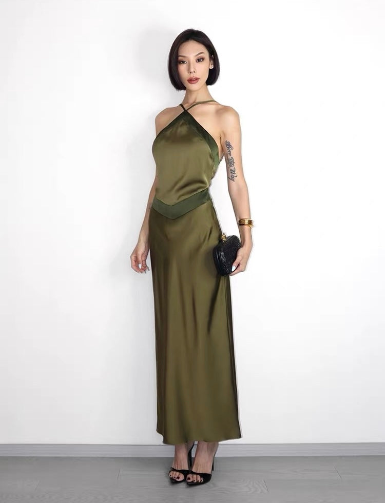 Olivienne Silk Gown