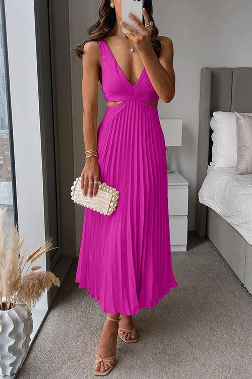 Robe longue plissée sans manches à col en V et taille découpée