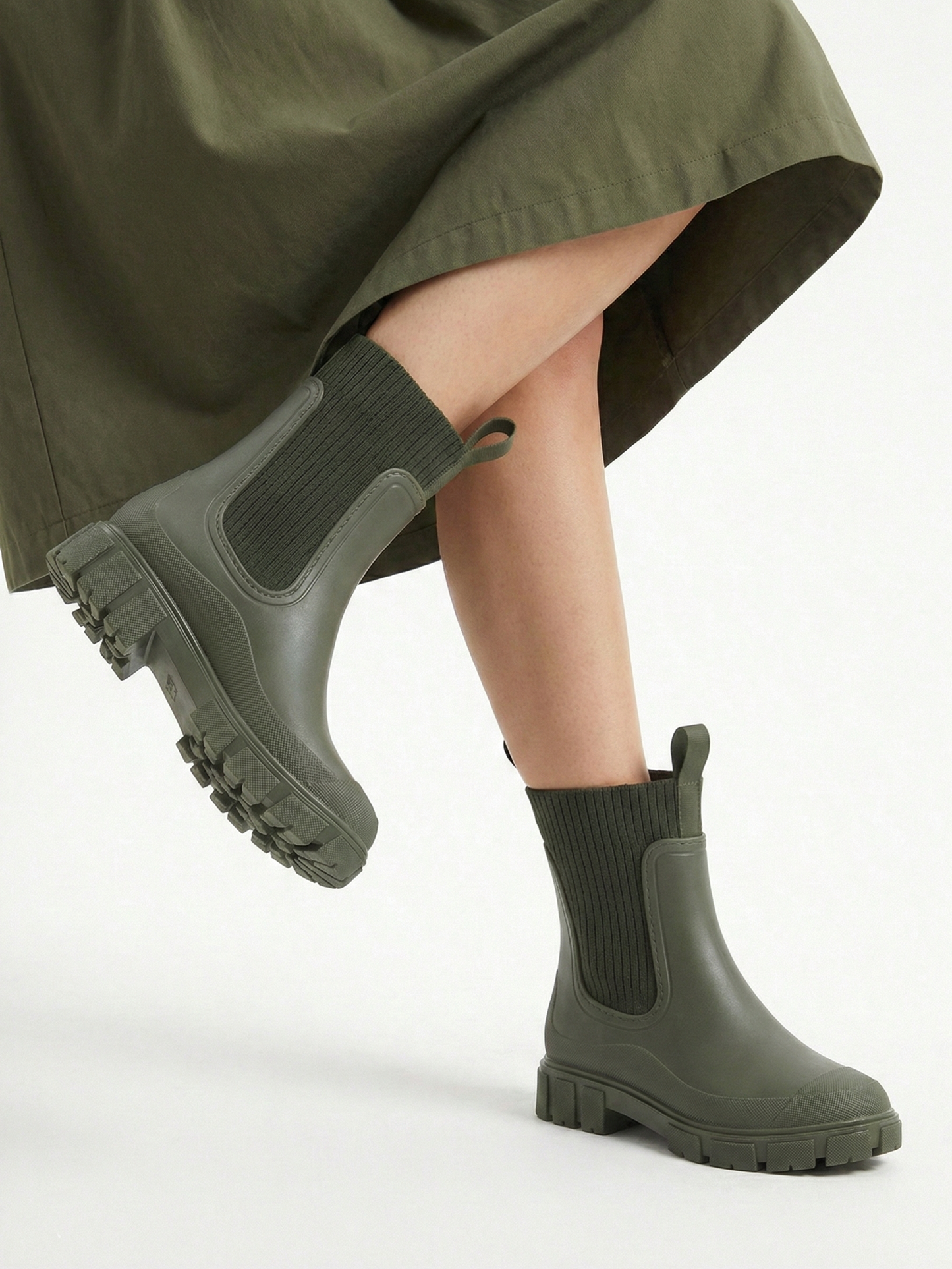 Belarus | Chunky Chelsea Ankle Boots