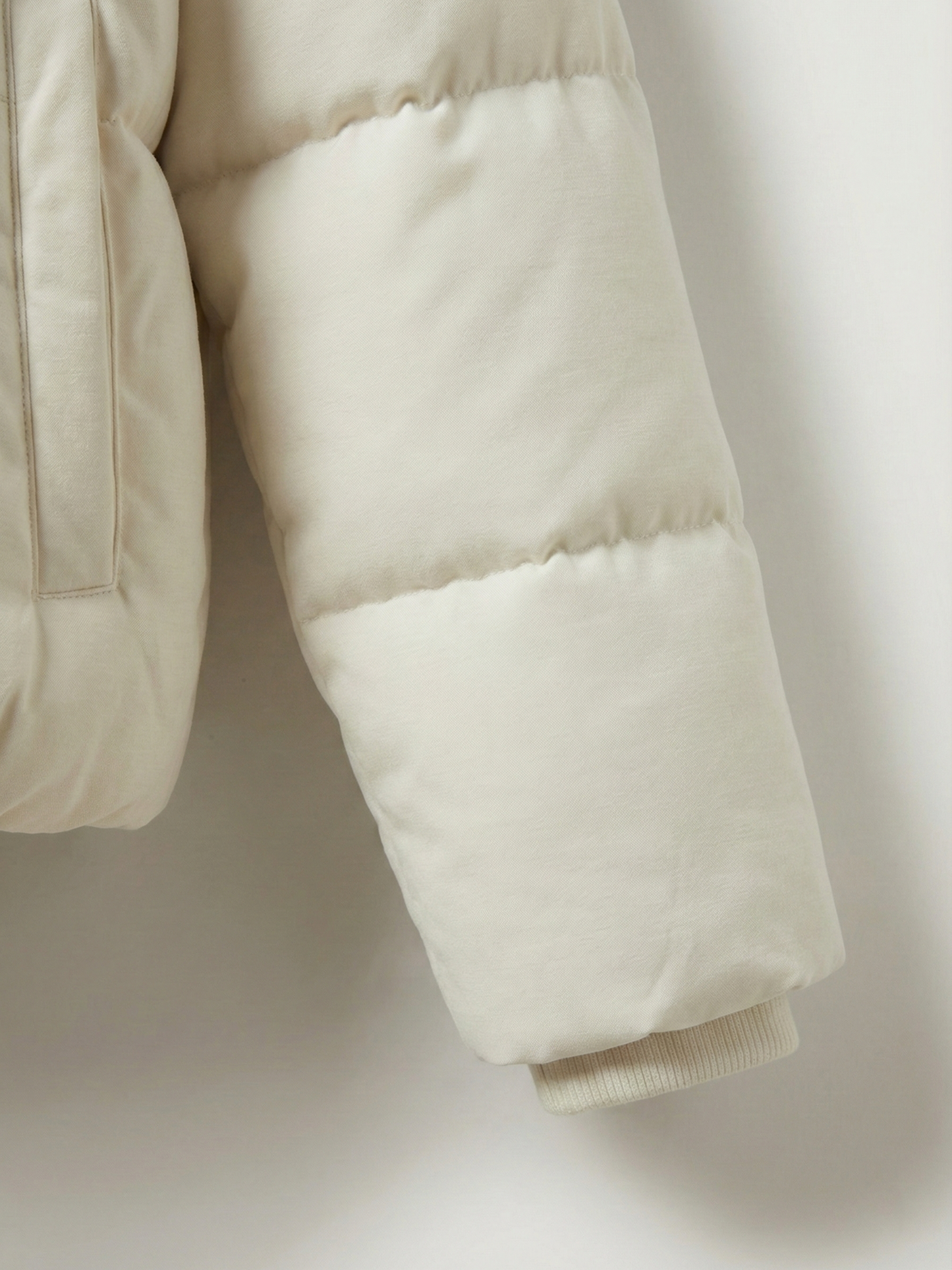 Joane | Hooded Short Puffer Jacket with Plush Lining