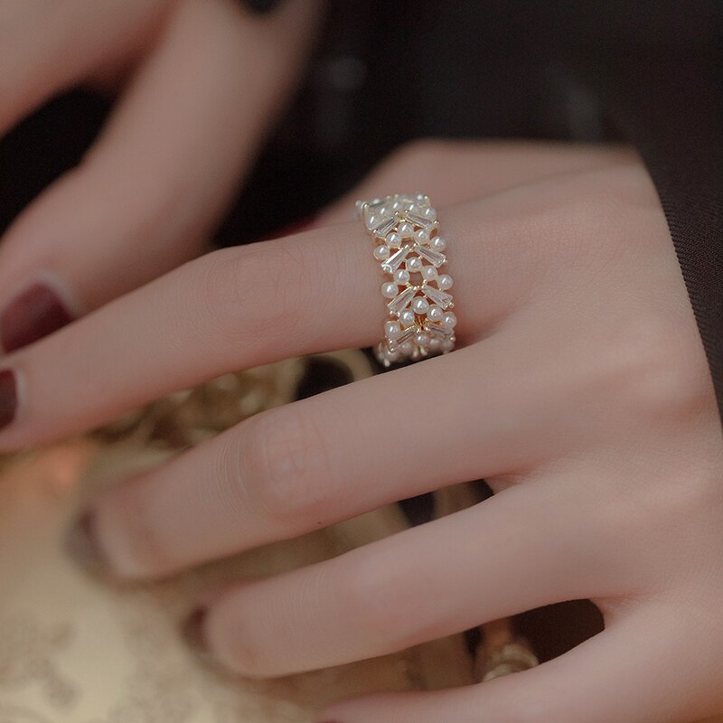 VIVIAN RING