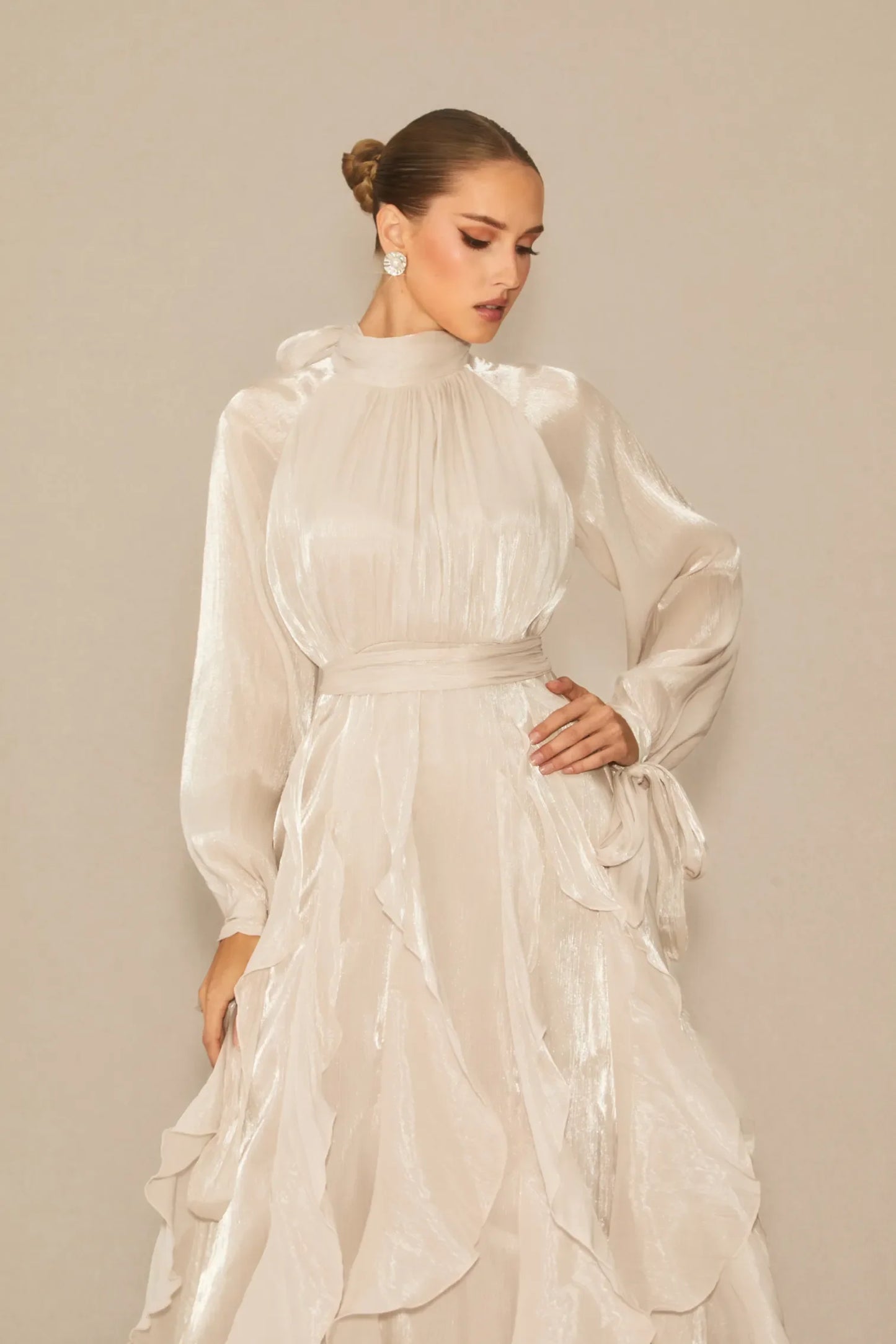 LGRQ early autumn turtleneck full sleeves shinny ruffles pullover Arabic styles floor length vacation dress female vestido
