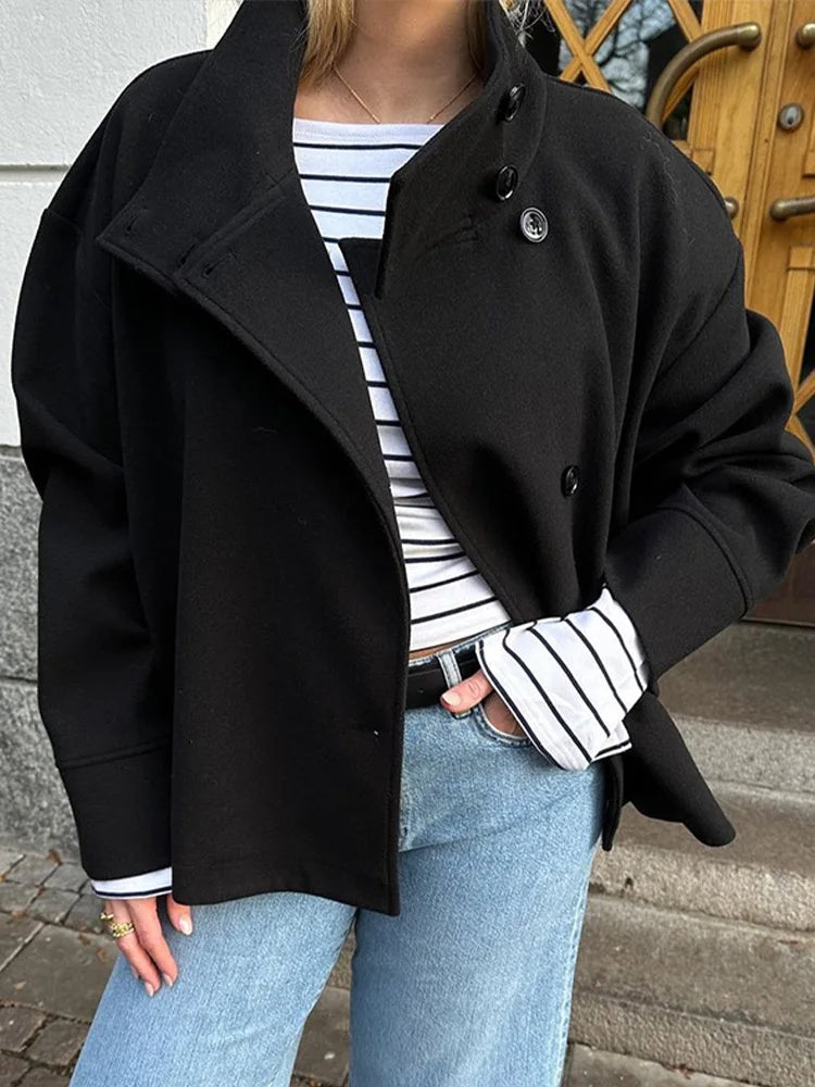 Martha | High-Neck Buttoned Jacket