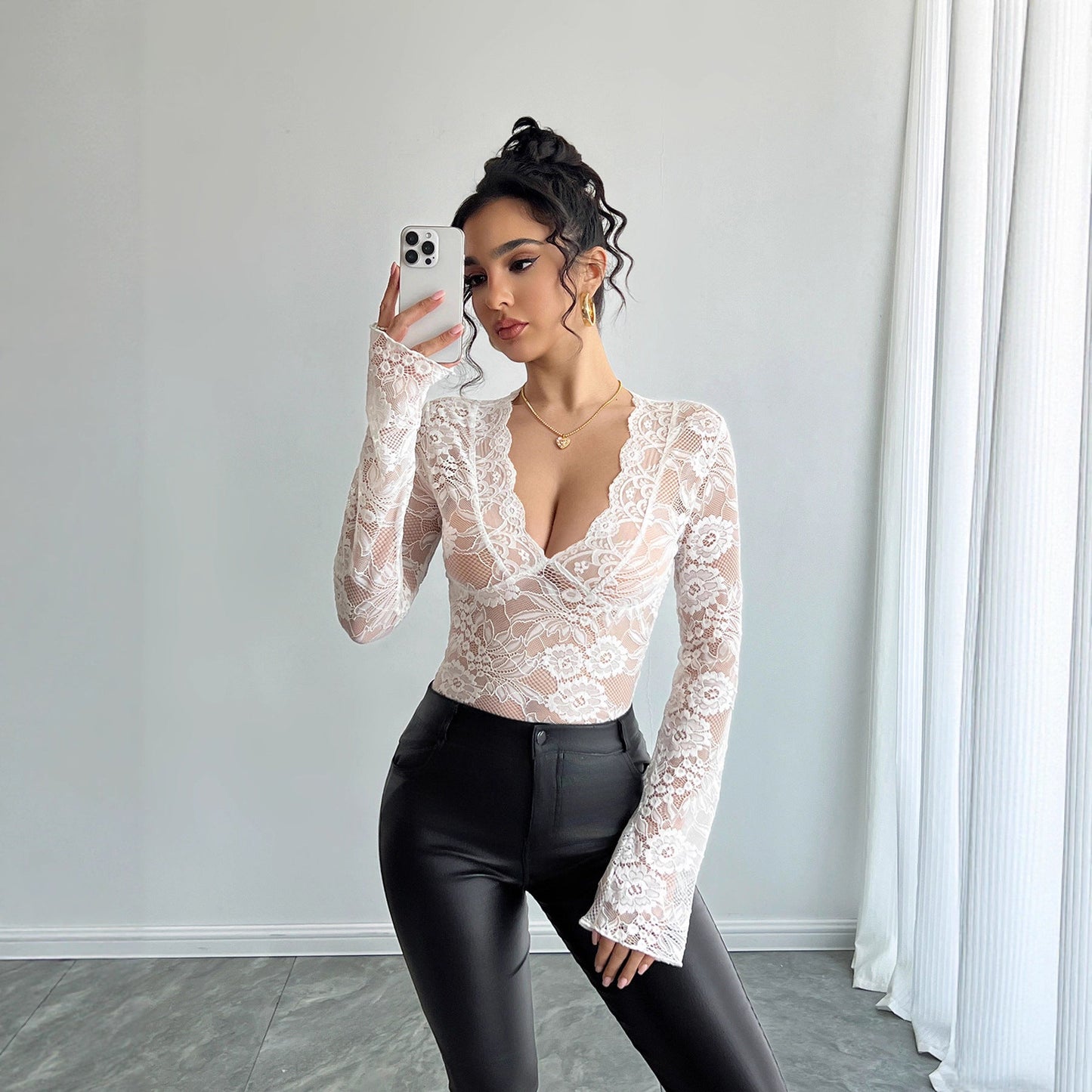 Sexy Lace Slim V neck Long Sleeved T shirt Top for Women White