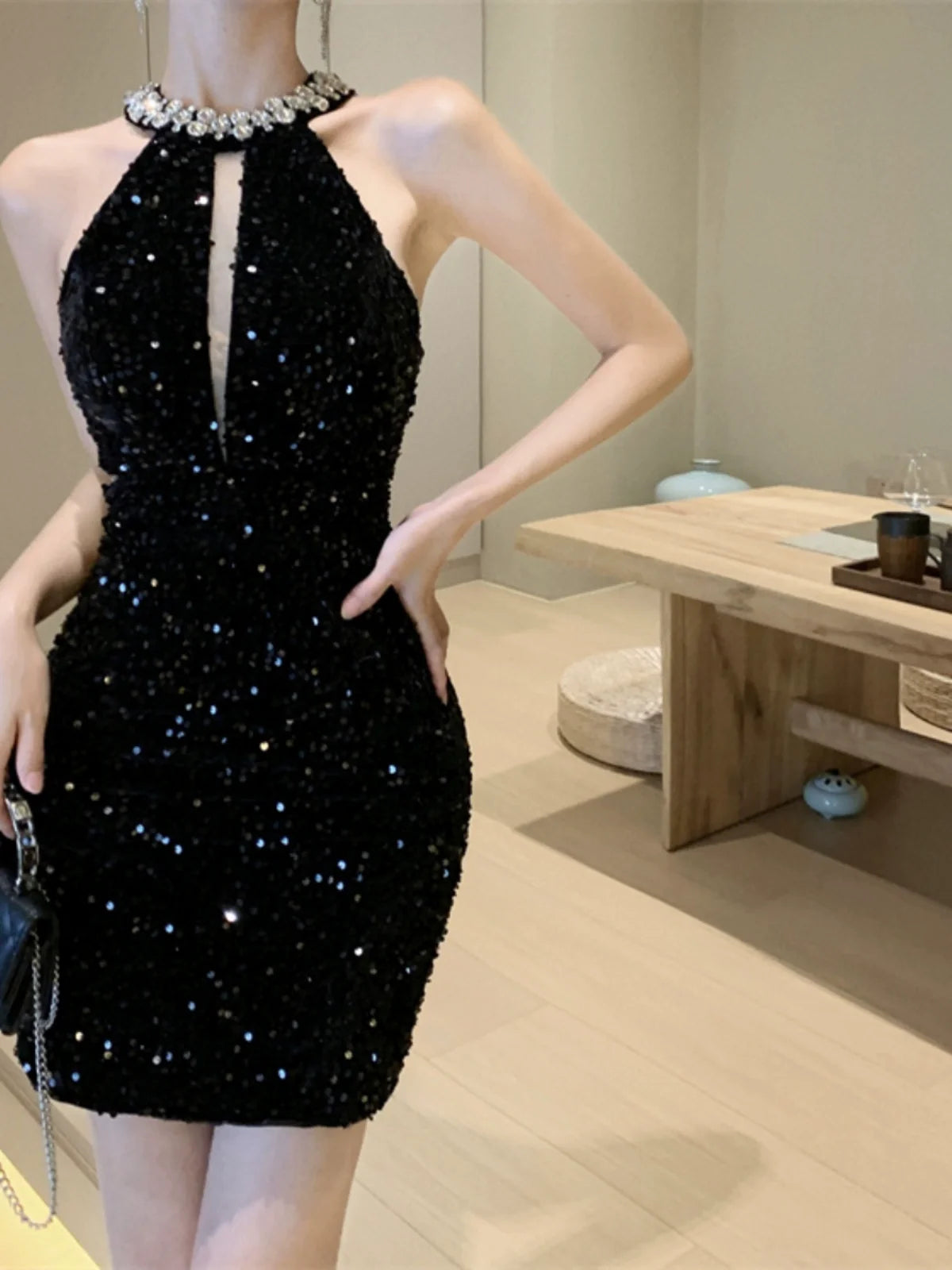 Saashi Rhinestone Glitter A-line Skirt - Exquisite Halterneck