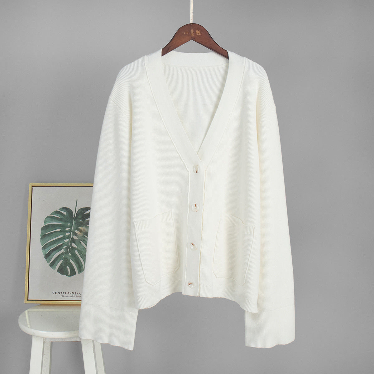 Loose Knitted Boxy V neck Knitted Cardigan White