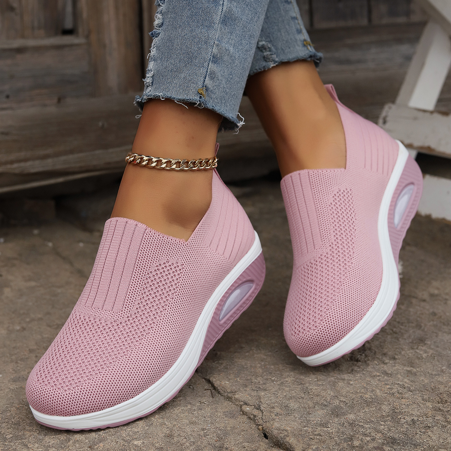 Amelia — Lightweight Slip-On Sneakers With Comfortable Everyday Walking Design Pink