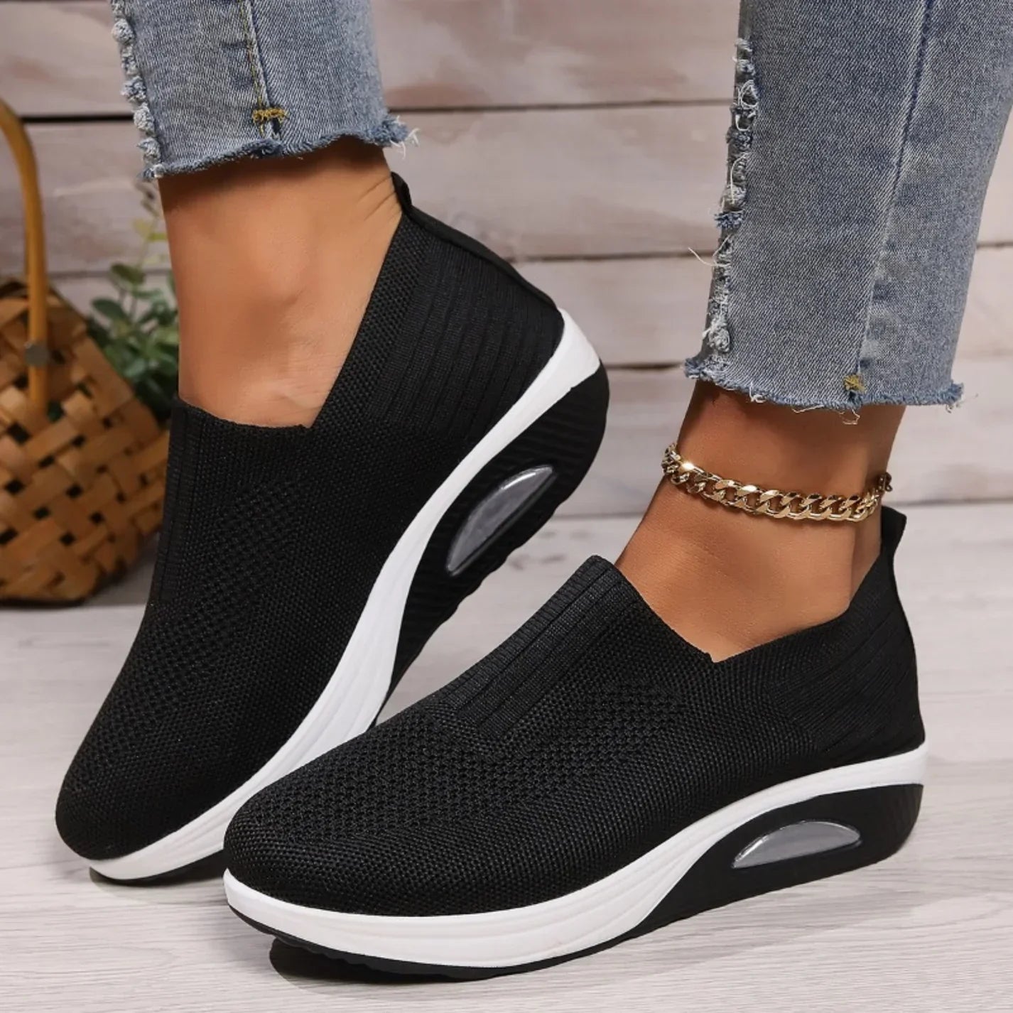 Amelia — Lightweight Slip-On Sneakers With Comfortable Everyday Walking Design Black