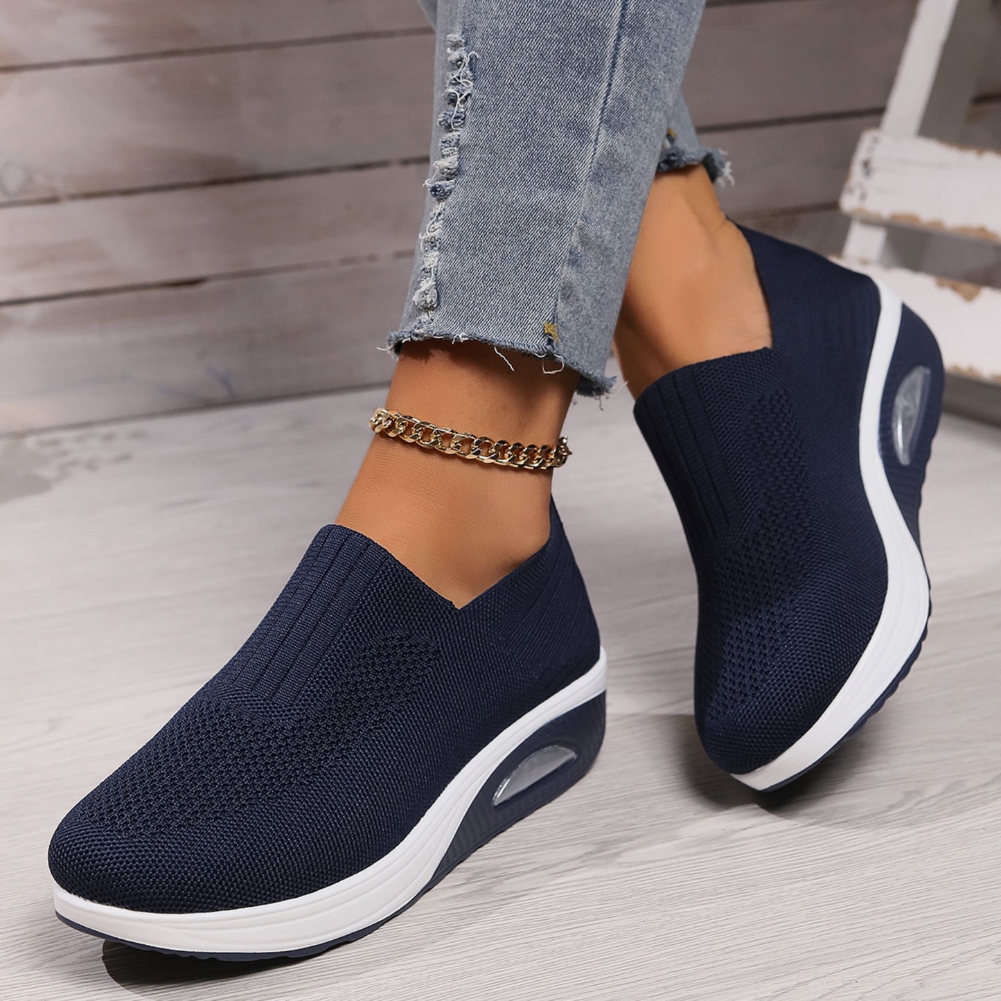 Amelia — Lightweight Slip-On Sneakers With Comfortable Everyday Walking Design Navy Blue