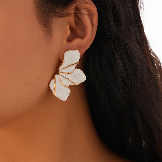 ERICA PETAL EARRINGS White