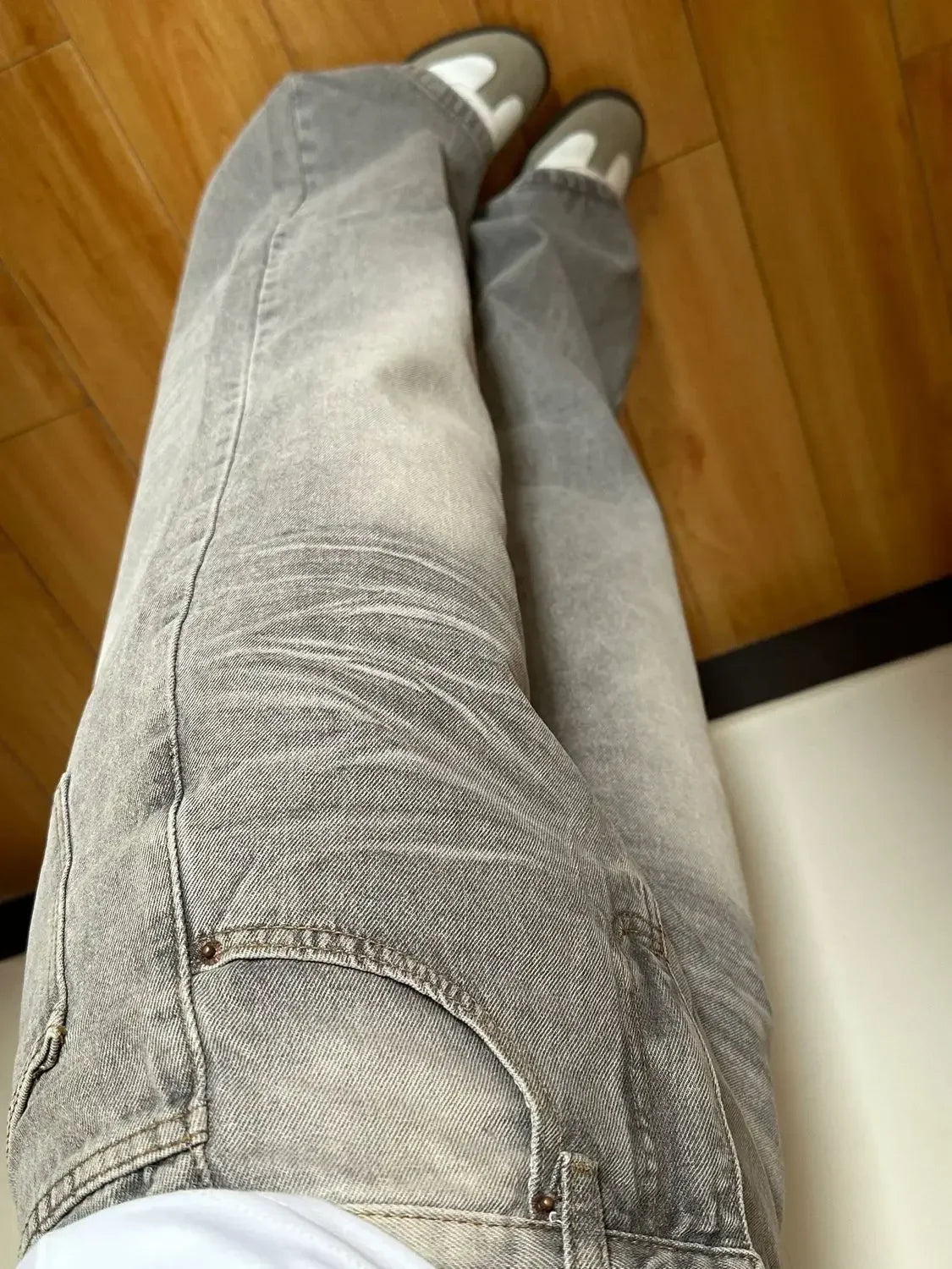 Holly | Washed Grey High-Waist Baggy Jeans