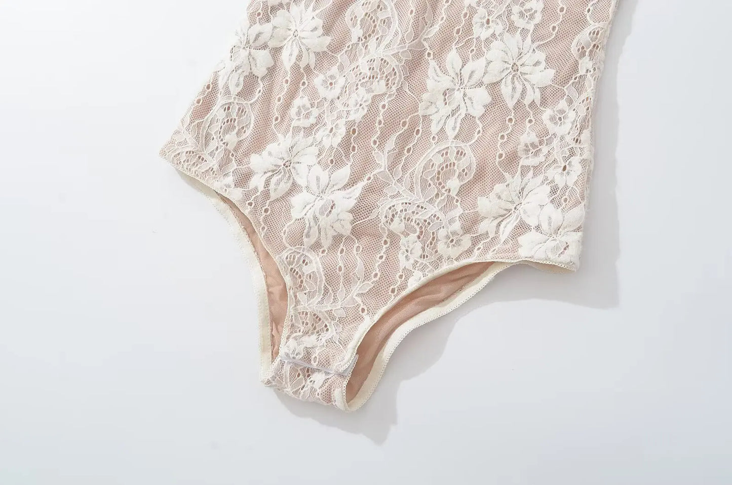 AMINA LACE BODYSUIT