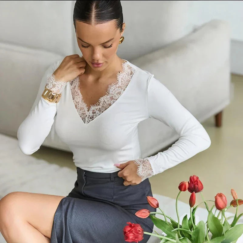 MEGHAN TOP