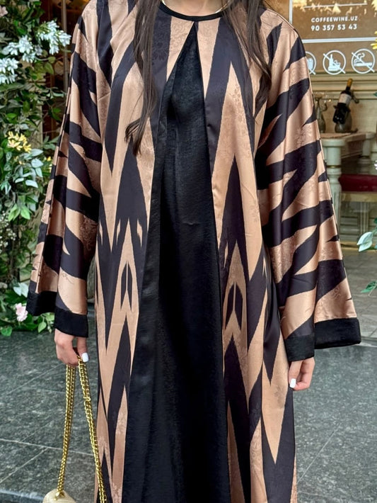 Rectangular Contrast Print Long Sleeve Dress
