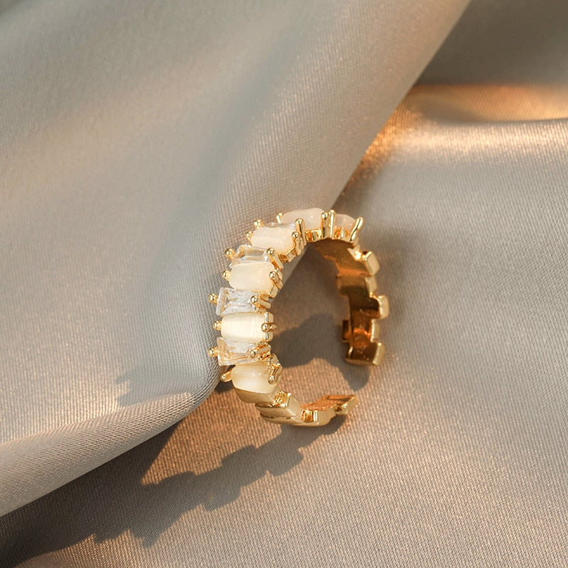 ZOEY RING