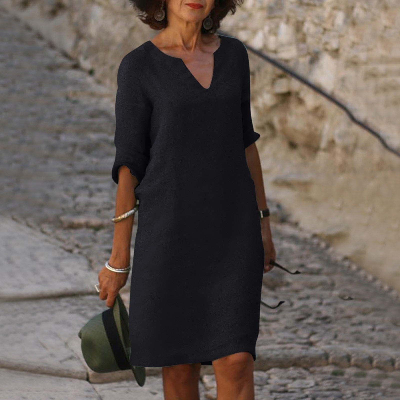 Camille — Comfortable V-Neck Midi Dress With Elegant 3/4 Sleeves Black