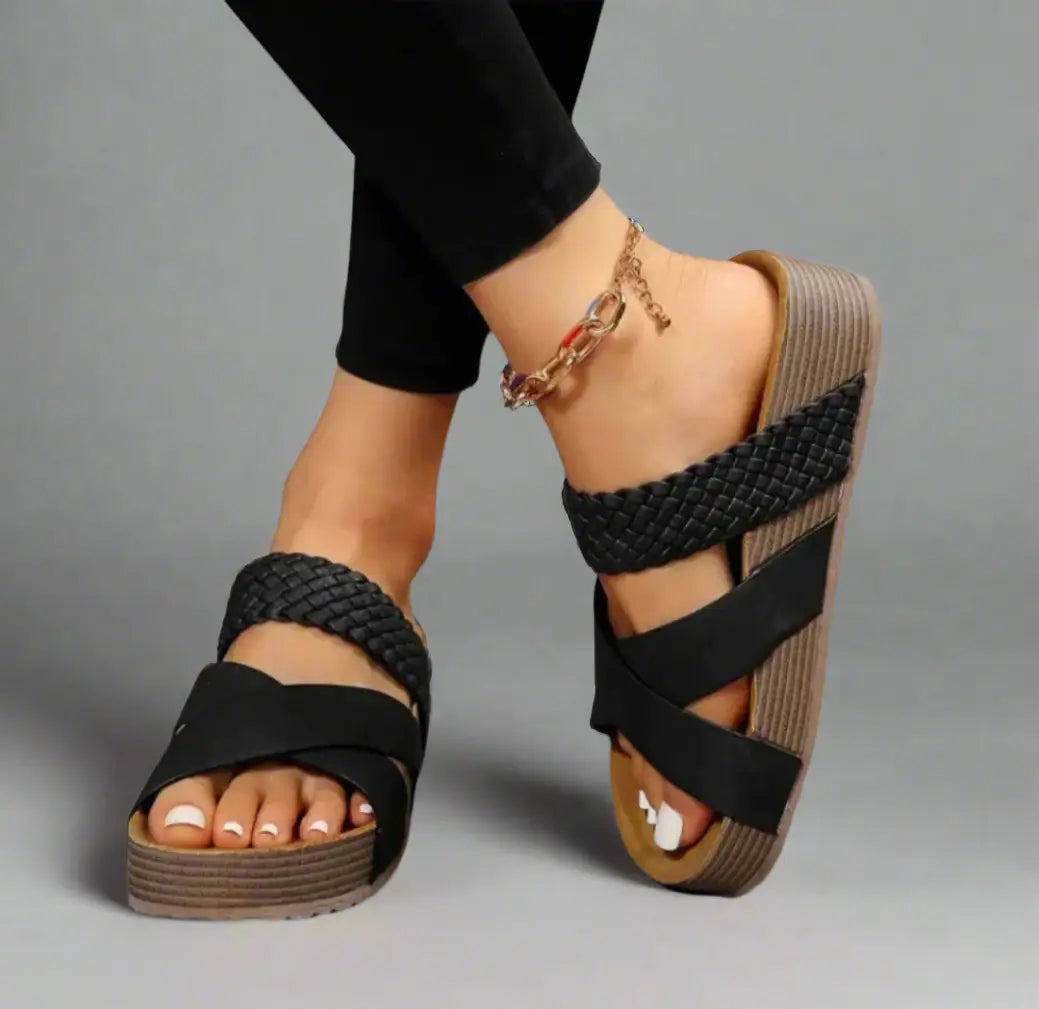 Comfyrange — Lightweight Casual Sandals With Comfortable Flexible Everyday Summer Design Black