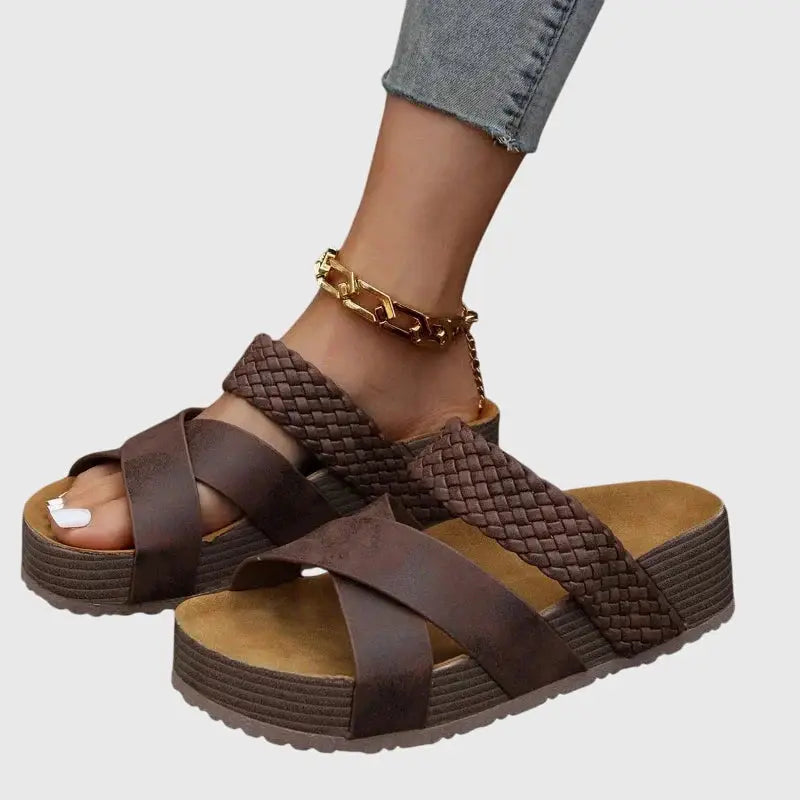 Cushionday — Comfortable Cushioned Sandals With Stylish All-Day Summer Design Brown