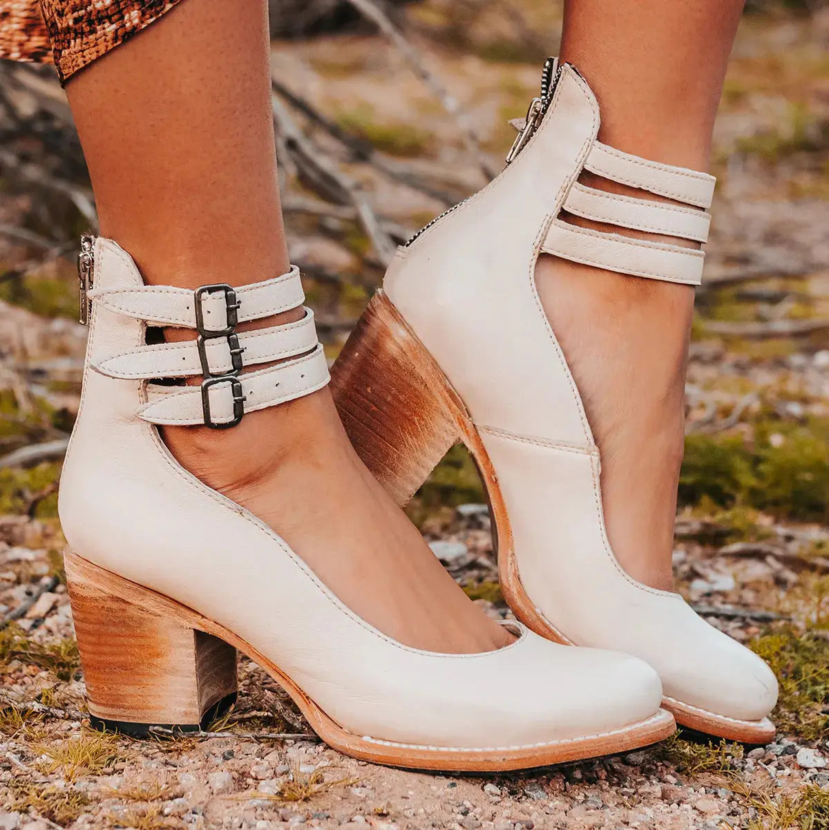 Versatilewear — High-Quality Fabric Everyday Shoes With Comfortable Chic Casual Design White