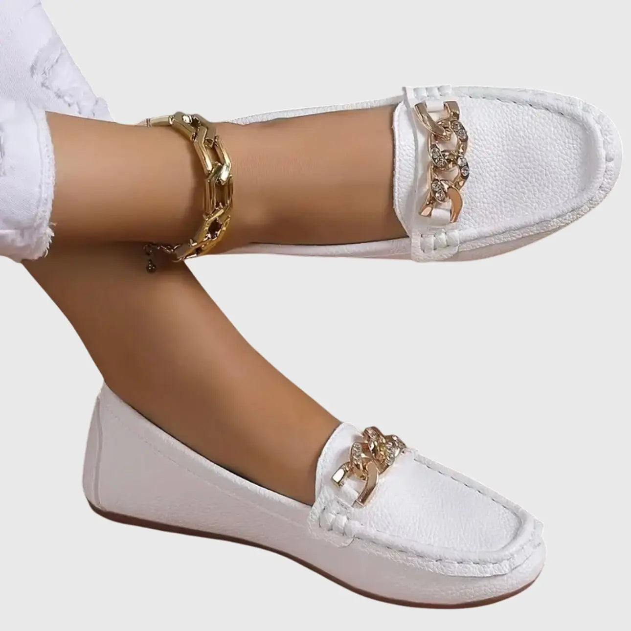 Chainlink — Leather Loafers With Elegant Orthopedic Slip-On Gold-Chain Design White