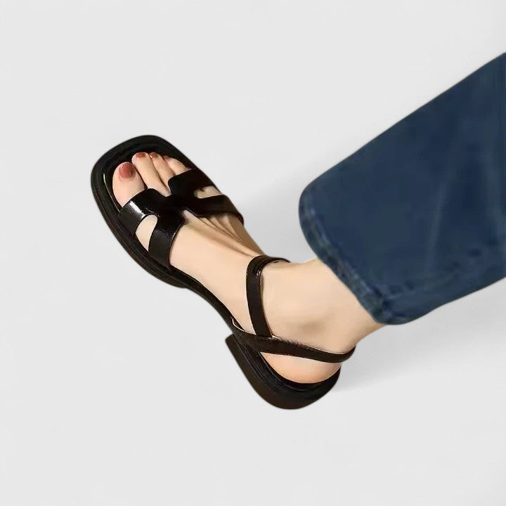 Florence — Minimalist Flat Sandals With Comfortable Casual Summer Design Black
