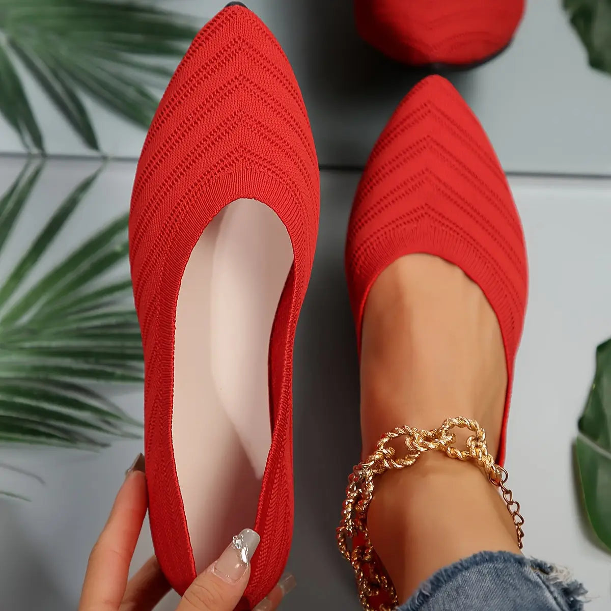 Synthflatelegant — Synthetic Leather Flat Shoes With Comfortable Elegant Casual Design Red