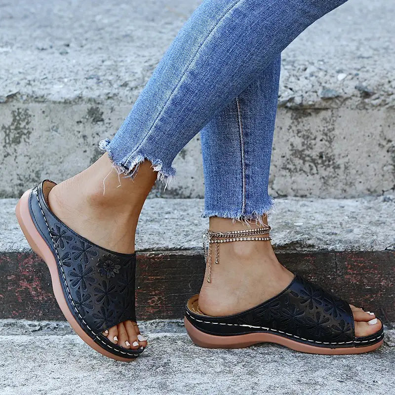 Heritage — Vintage Cushioned Sandals With Orthopedic Comfort Walking Design