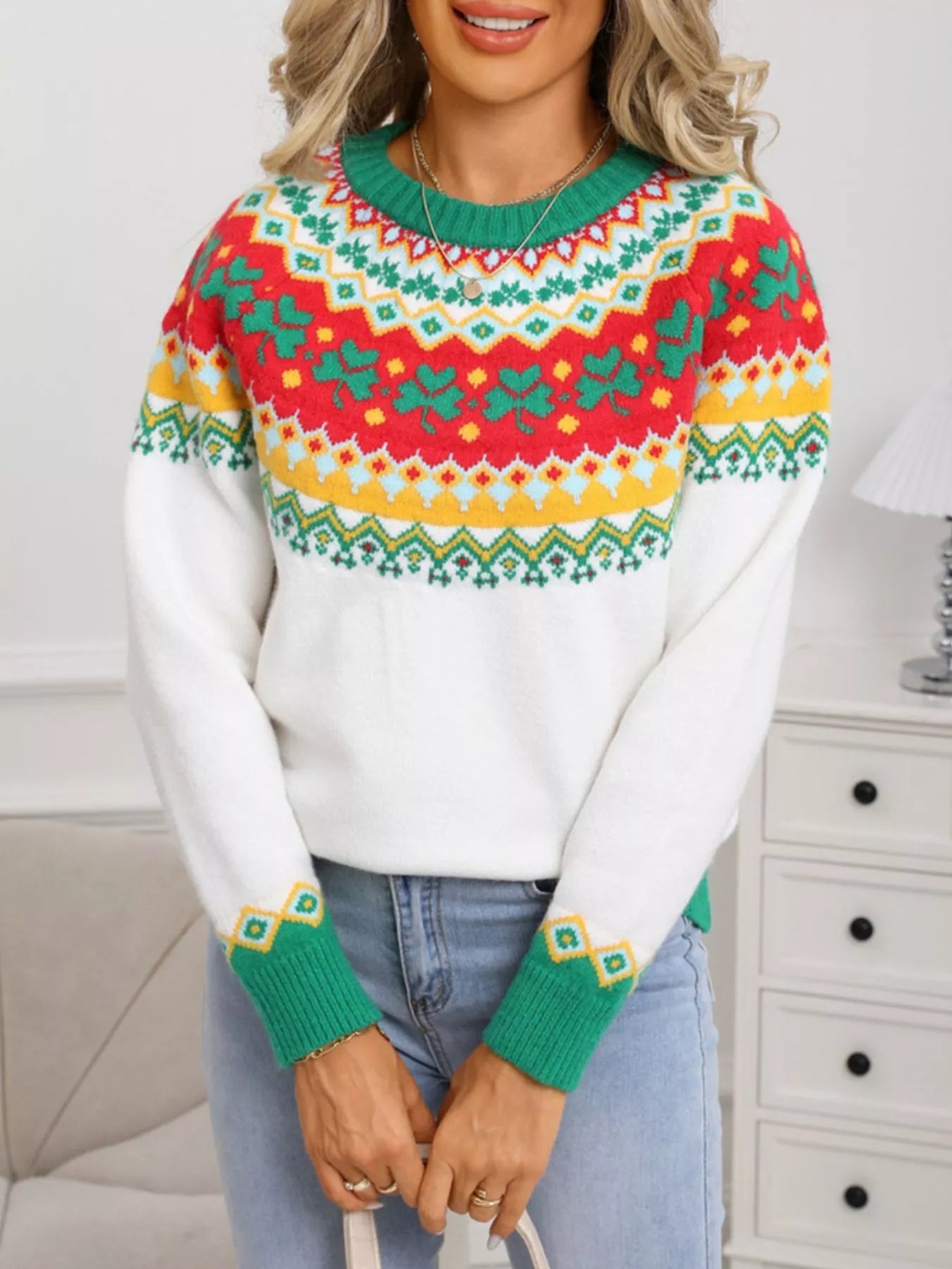 Clover Pattern Round Neck Knitted Sweater