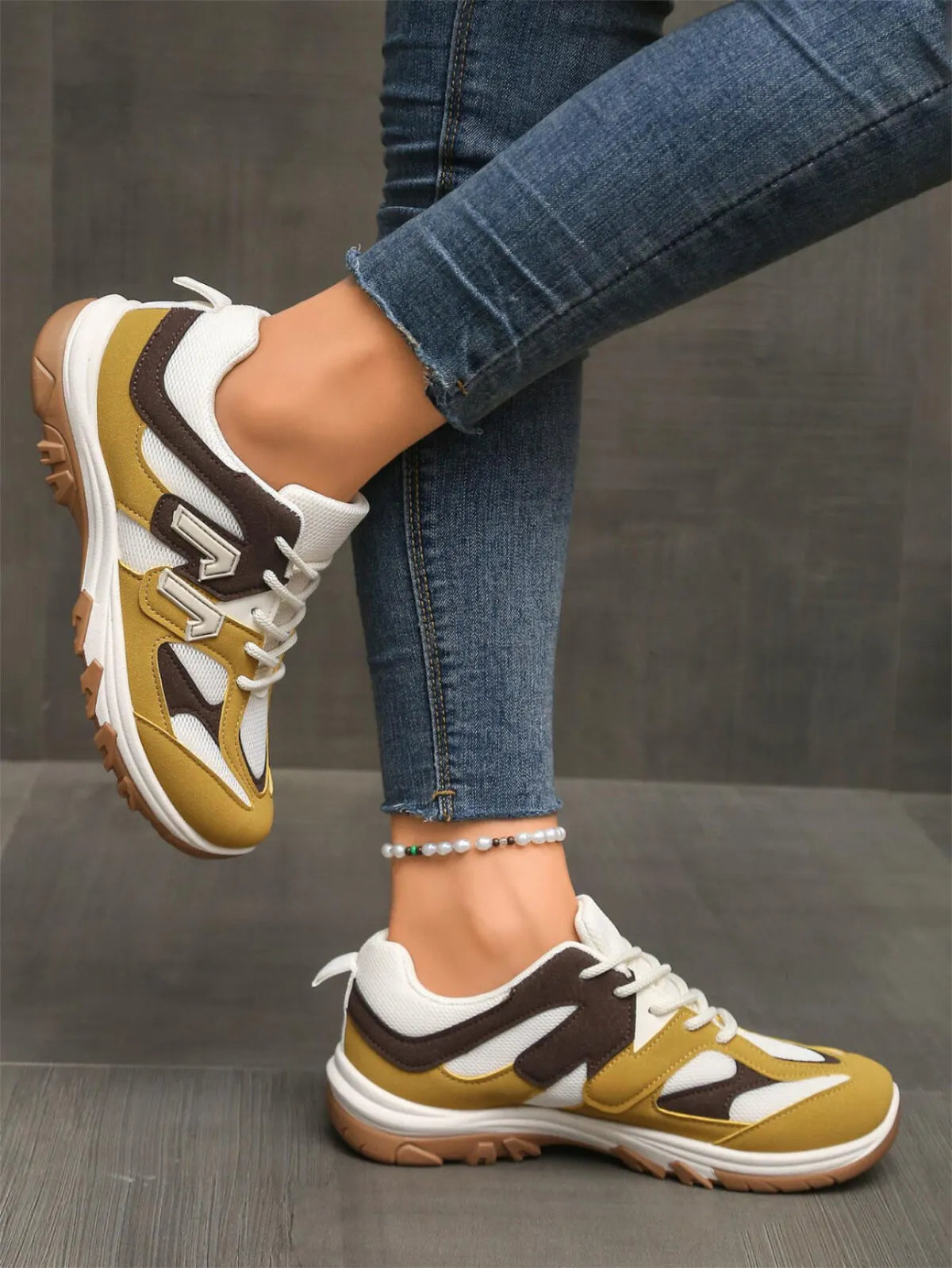 Contrast Lace Up Athletic