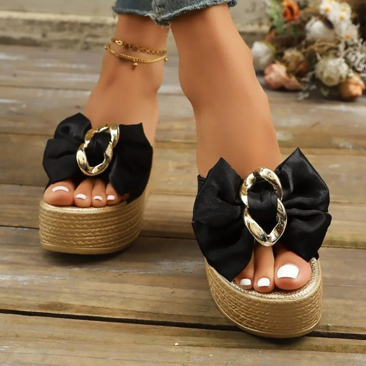 Wedge Sandals with Bow