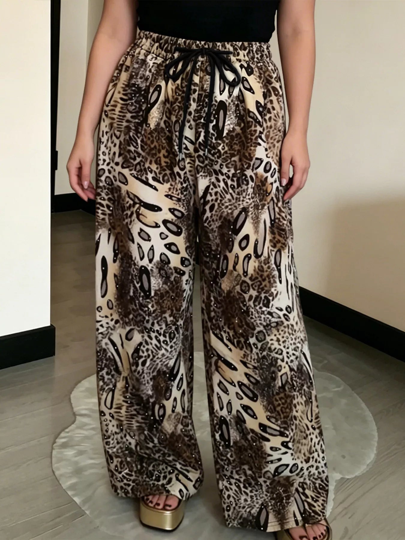 Drawstring Wide-Leg Pants