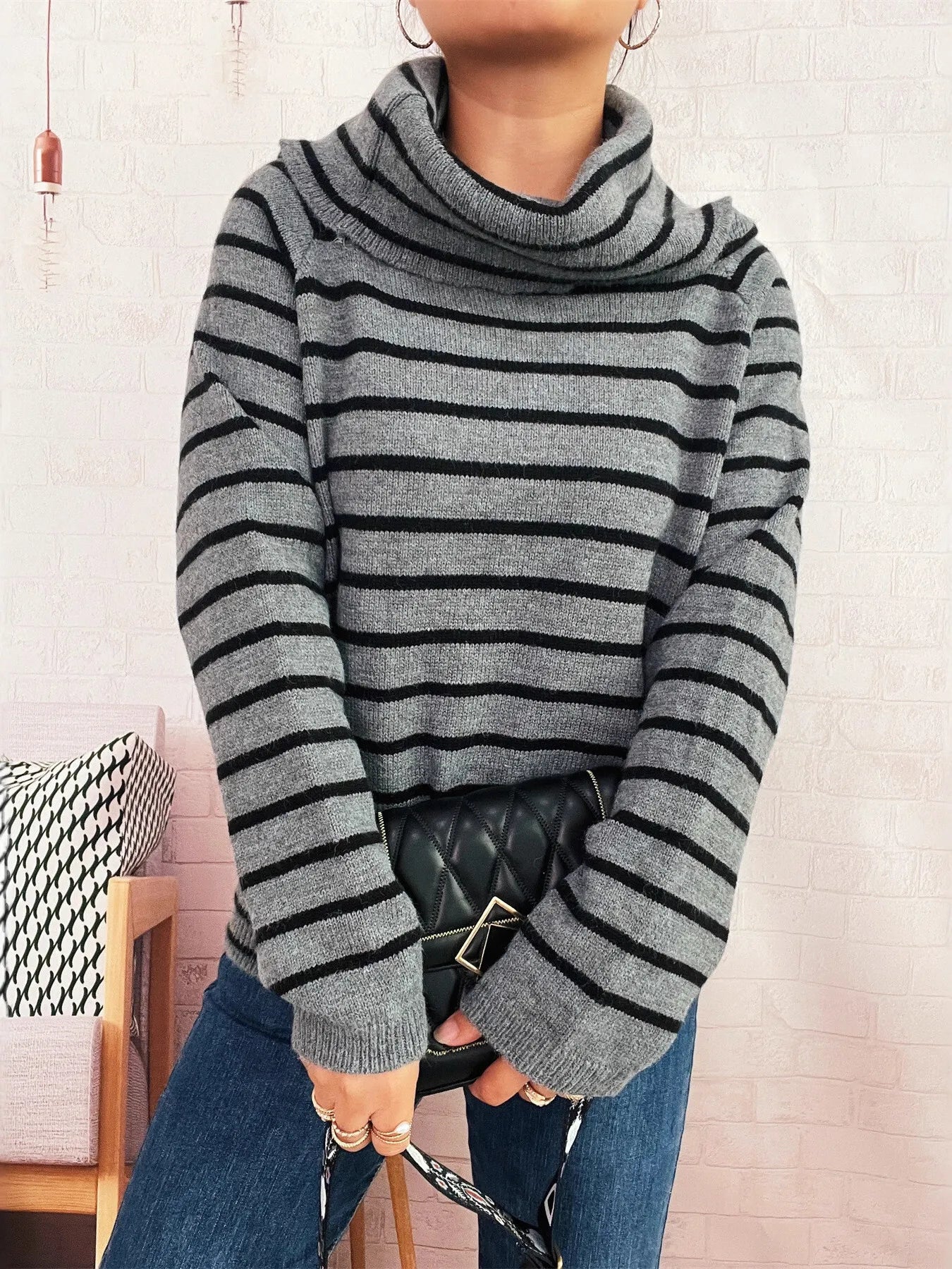 Women’s Striped Turtleneck Long Sleeve Sweater – Cozy Knit Pullover for Fall & Winter