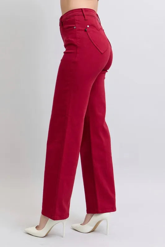 Plus Size 90’s-Inspired Heart Pocket Straight Jeans