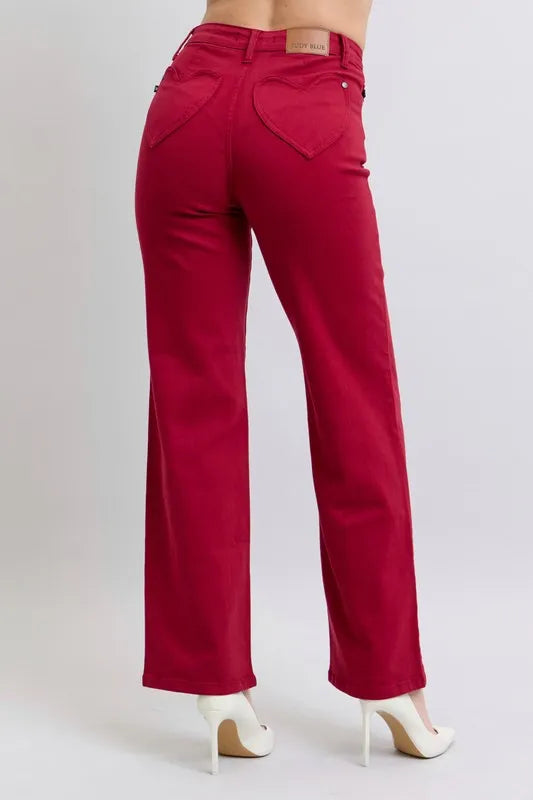Plus Size 90’s-Inspired Heart Pocket Straight Jeans