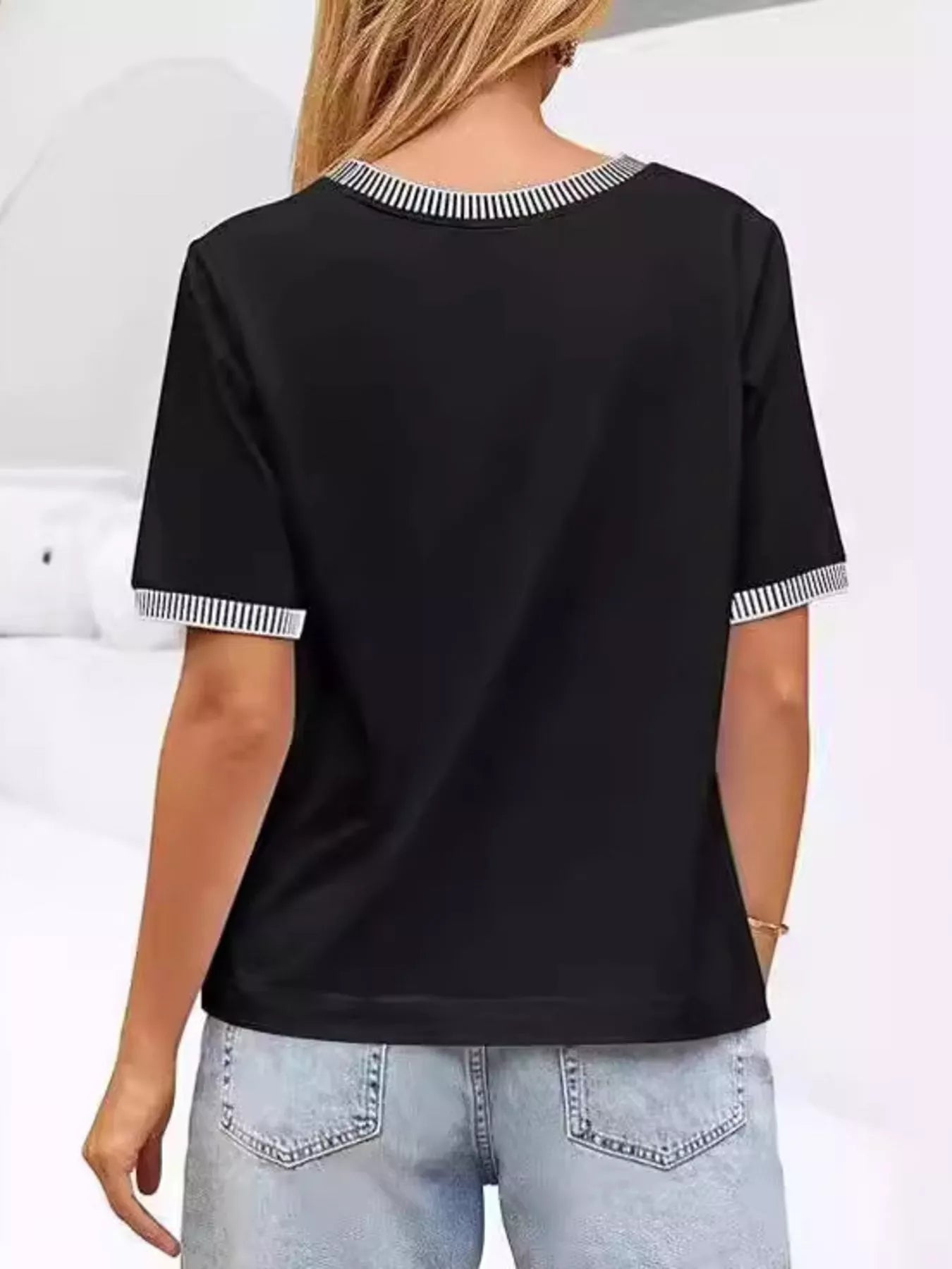 Striped Trim Casual T-Shirt