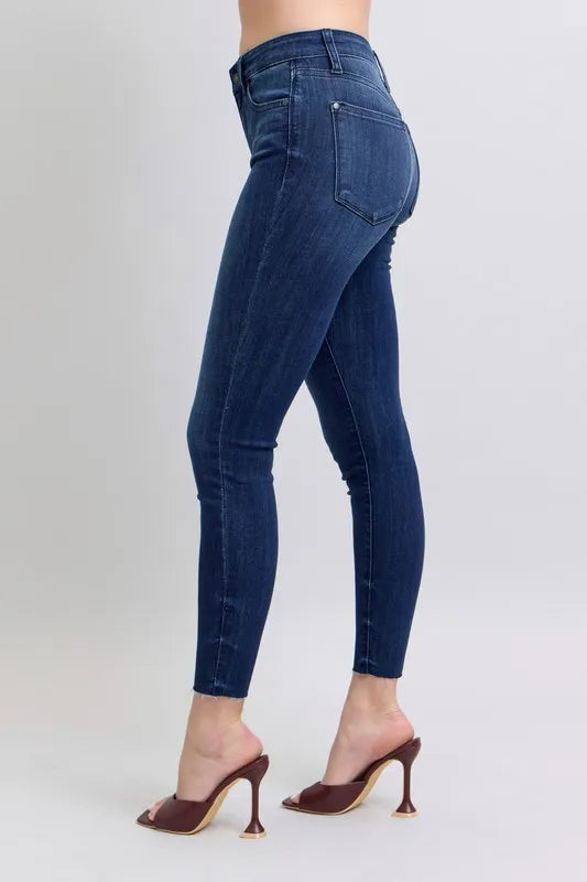 Plus Size Raw Hem Stretch Skinny Jeans
